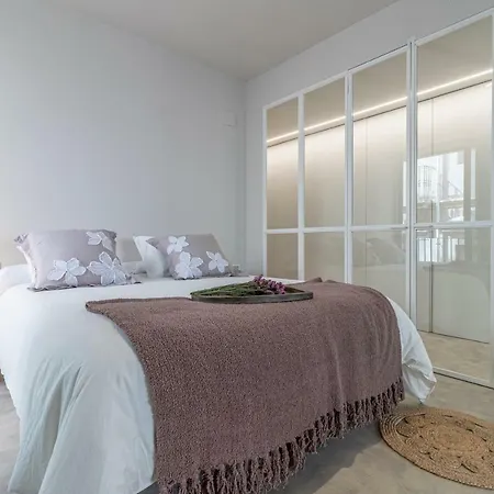 Apartman Jonquera, 18 *